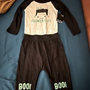 12 month Halloween outfit new with tags